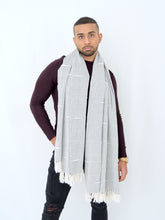 Lade das Bild in den Galerie-Viewer, The Timbuktu Scarf Grey