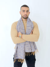 Lade das Bild in den Galerie-Viewer, The Iniko Scarf Chestnut