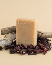 Charger l&#39;image dans la galerie, Clarifying Hibiscus Soap
