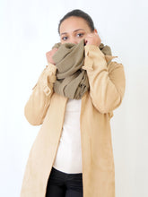 Charger l&#39;image dans la galerie, The Fayola Scarf Hunter Green
